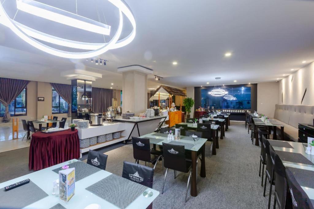 The Royal Idi Hotel Idirayeuk Exterior photo
